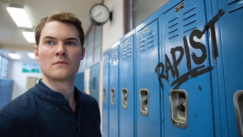 Illustration for article titled 13 Reasons Why puts itself on trial but can’t give up its worst impulses in season 2